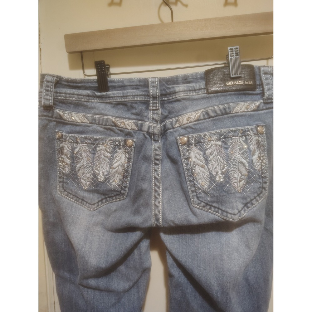 Grace in LA Women Bootcut Jeans Feather Embroidery Rhinestone Medium Wash 29 - Picture 4 of 6